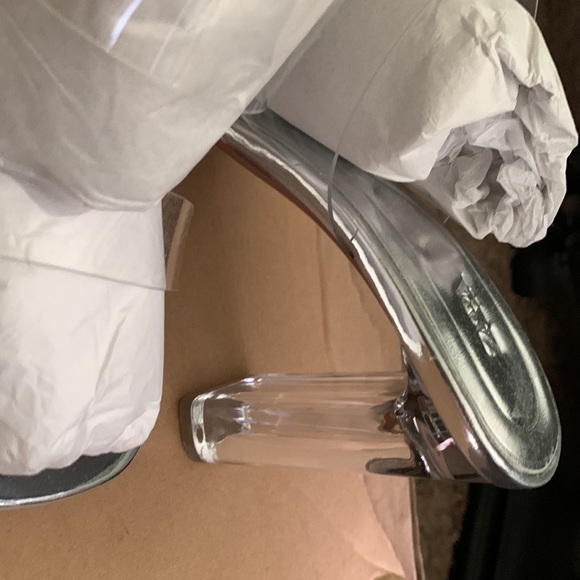 NWT. Zara Vinyl Sandals with Methacrylate Heels - Picture 11 of 11